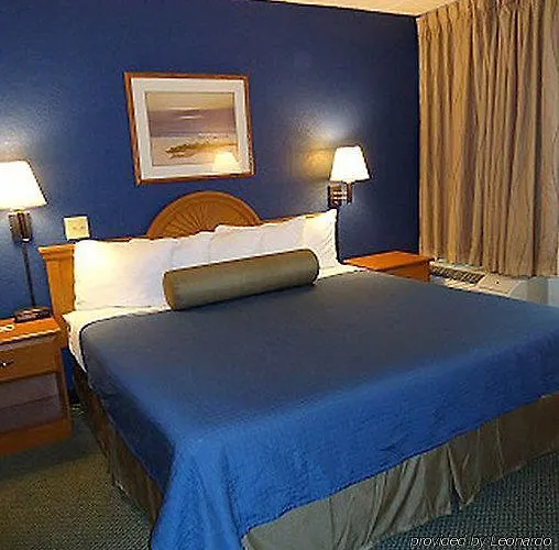 Magnuson Grand And Conference Center Hotel
