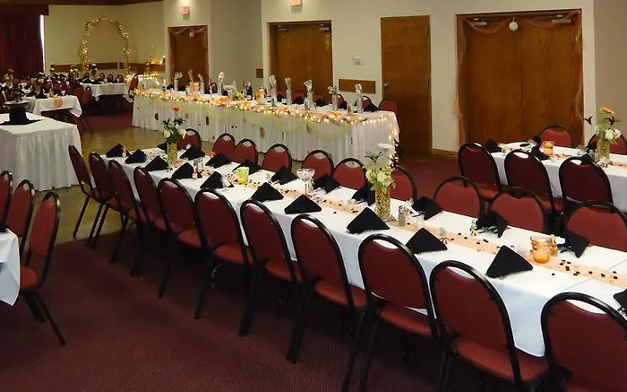 Magnuson Grand And Conference Center Hotel 4*
