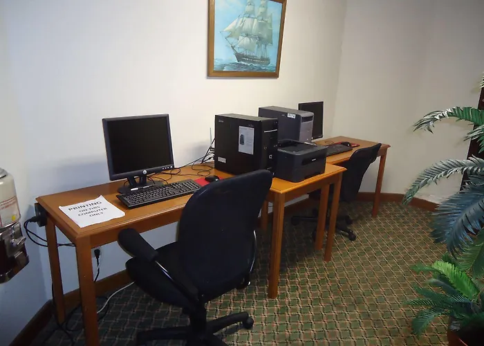 Magnuson Grand And Conference Center 4*