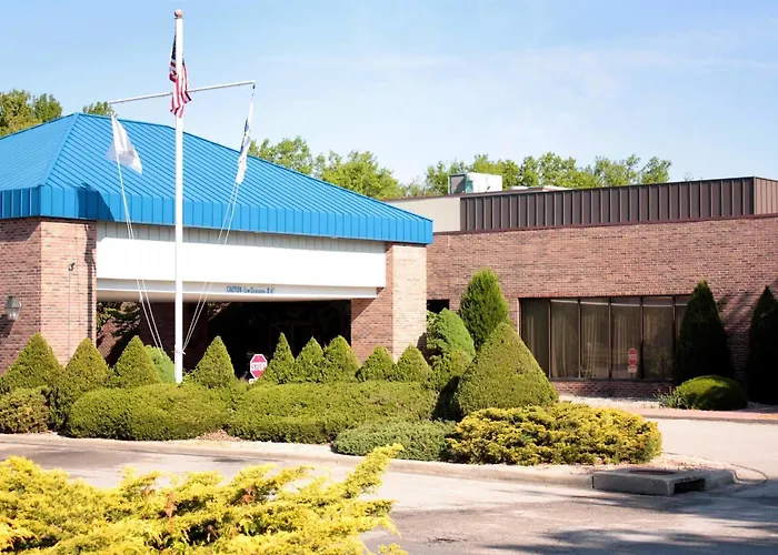 Magnuson Grand And Conference Center